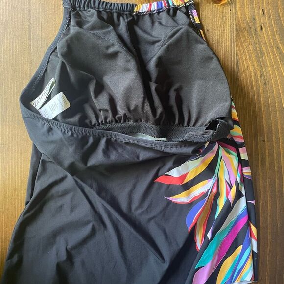 Ladies swim halter size s - Picture 3 of 3
